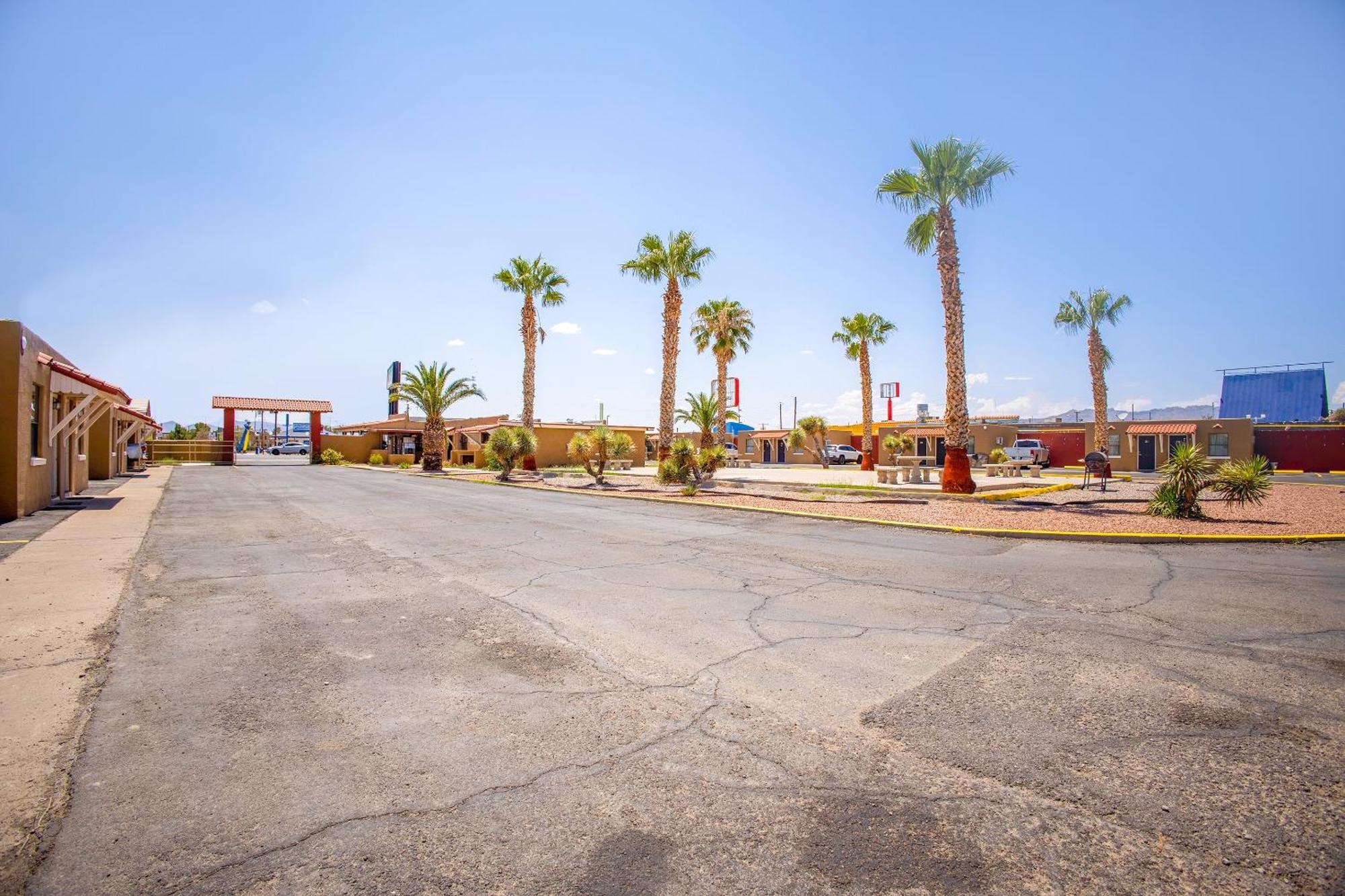 Motel Sands By Oyo Near Airport El Paso